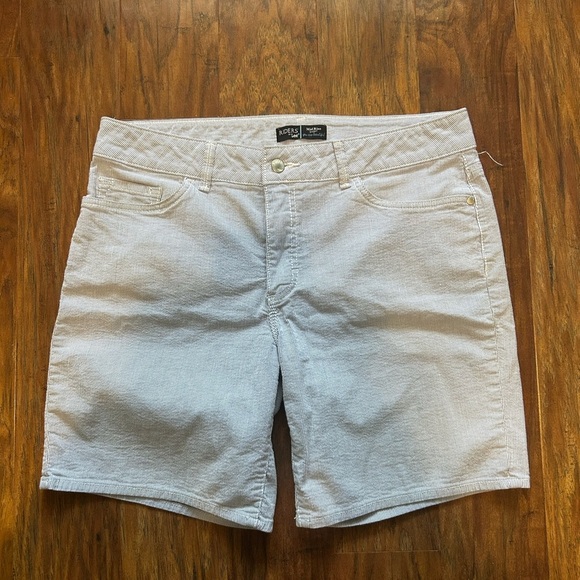 Riders by Lee Pants - Light Blue Striped Shorts Lee Riders Mid Rise